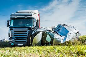Navigating the Legal Maze: Finding the Right Truck Accident Lawyer in Dallas, Benefits of Hiring a Truck Accident Lawyer